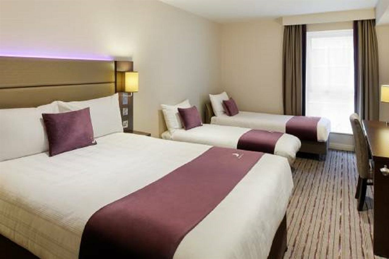 Premier Inn Manchester - Prestwich Exterior photo